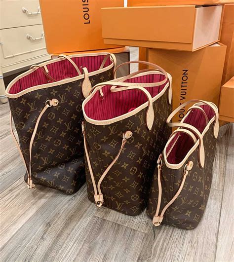 dimensions of louis vuitton neverfull mm|louis vuitton neverfull medium size.